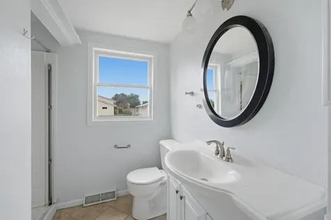 6904 Cheryl Muscatine IA 52761
