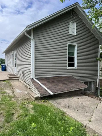911 Lucas Street Muscatine IA 52761