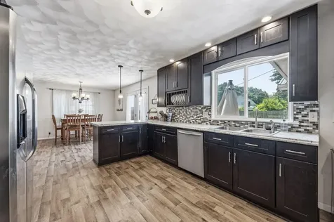 209 Walnut Street Winfield IA 52659