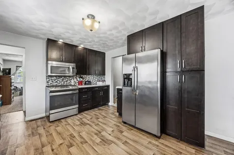 209 Walnut Street Winfield IA 52659
