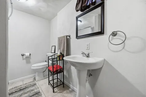 209 Walnut Street Winfield IA 52659