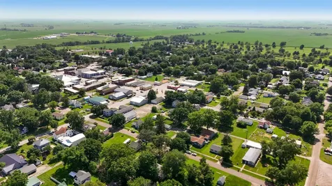 209 Walnut Street Winfield IA 52659