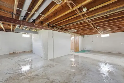 612 Locust Street Wilton IA 52778