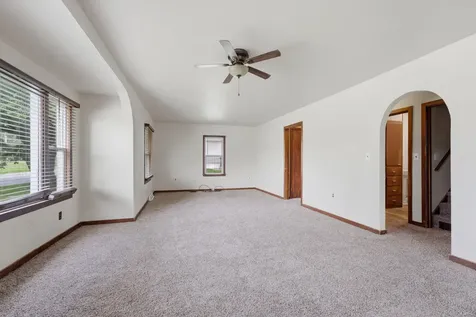 612 Locust Street Wilton IA 52778