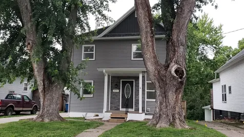 915 Newell Muscatine IA 52761