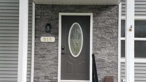 915 Newell Muscatine IA 52761