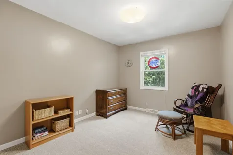 2049 Mississippi View Muscatine IA 52761