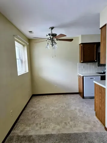 1203 Apt 2 Kirstin Court Muscatine IA 52761