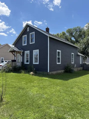 1009 Grandview Avenue Muscatine IA 52761