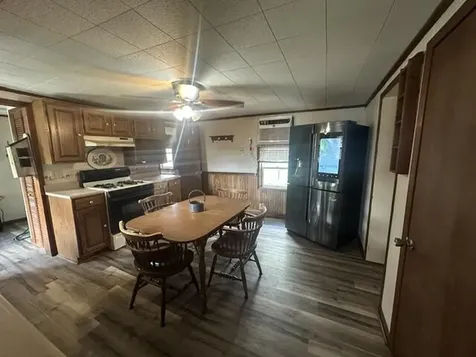 608 6th Street Muscatine IA 52761