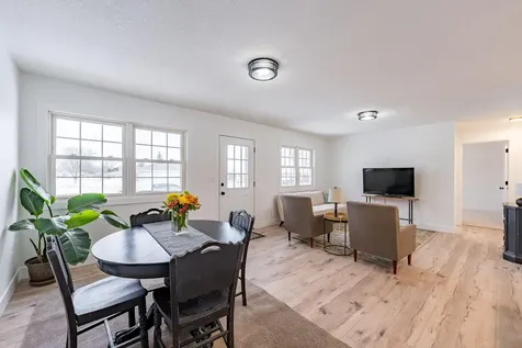 1107 Dolliver Street Muscatine IA 52761