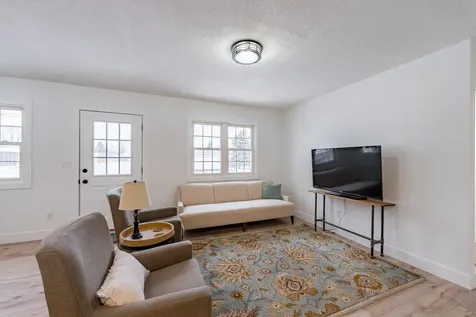 1107 Dolliver Street Muscatine IA 52761