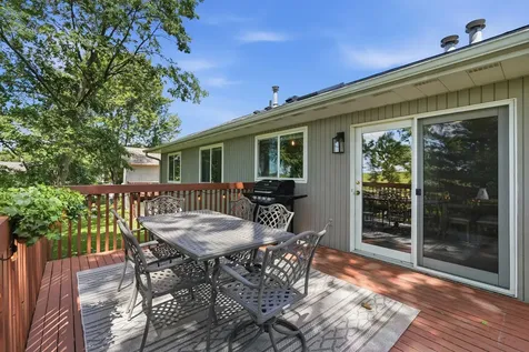 823 Pepper Iowa City IA 52240