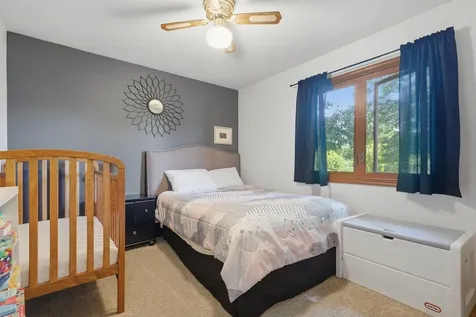 2674 Leah Drive Muscatine IA 52761