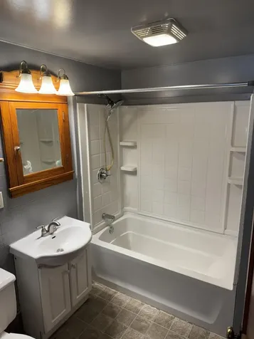 806 Oak Street Muscatine IA 52761