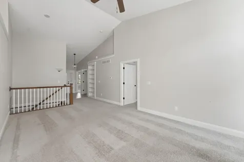 3302 Anastasia Place Muscatine IA 52761