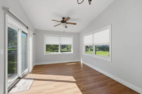 3302 Anastasia Place Muscatine IA 52761