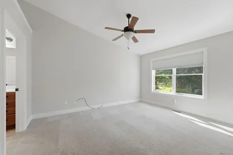 3302 Anastasia Place Muscatine IA 52761