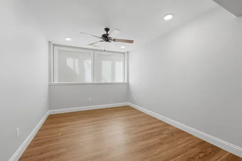 3302 Anastasia Place Muscatine IA 52761