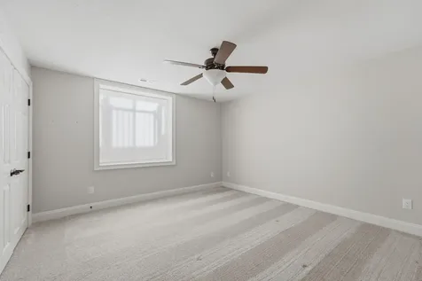 3302 Anastasia Place Muscatine IA 52761