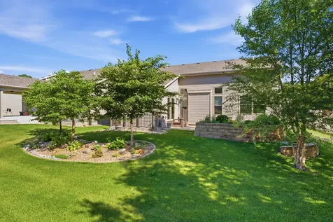 3302 Anastasia Place Muscatine IA 52761
