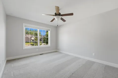 3302 Anastasia Place Muscatine IA 52761
