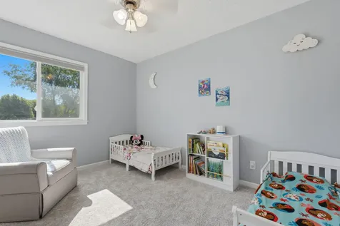 2602 Imperial Oaks Muscatine IA 52761