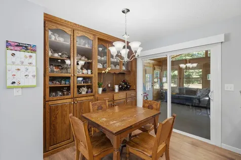 2602 Imperial Oaks Muscatine IA 52761