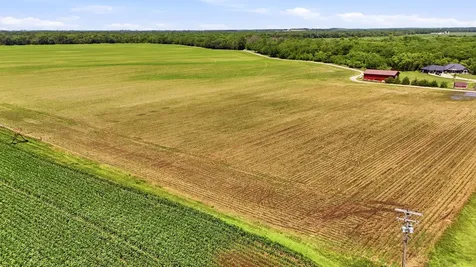 123.69 Acres Mol Moscow Road Moscow IA 52761