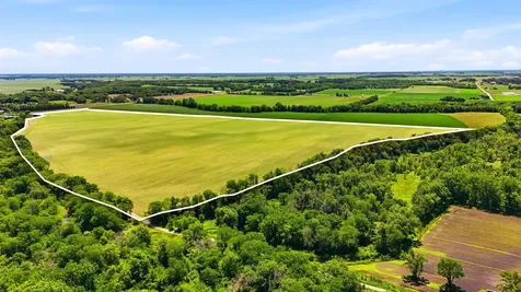 123.69 Acres Mol Moscow Road Moscow IA 52761