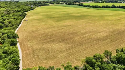 123.69 Acres Mol Moscow Road Moscow IA 52761