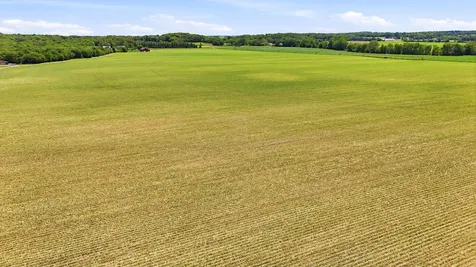 123.69 Acres Mol Moscow Road Moscow IA 52761