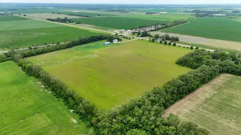 604 Todds Ferry Conesville IA 52739