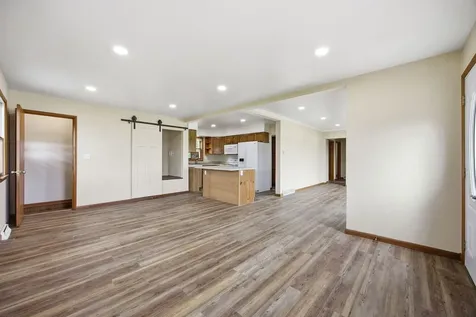604 Todds Ferry Conesville IA 52739