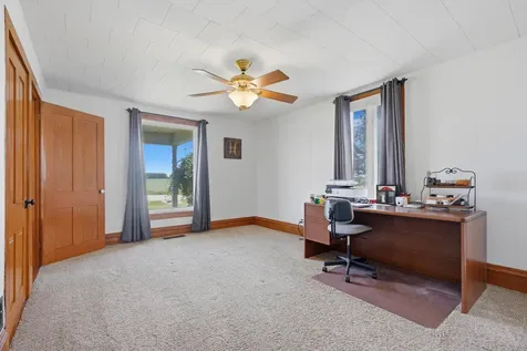 1985 Rose Avenue Wilton IA 52778