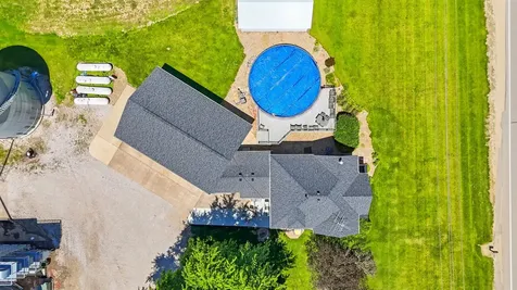 1985 Rose Avenue Wilton IA 52778