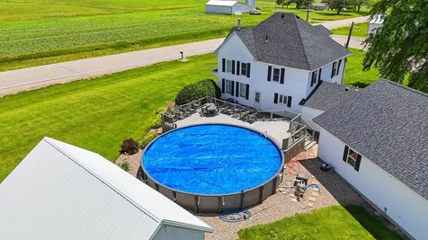 1985 Rose Avenue Wilton IA 52778