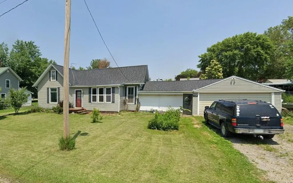 220 Orange Street Letts IA 52754