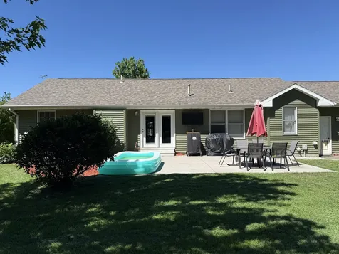 310 Summerset Lane Fruitland IA 52749