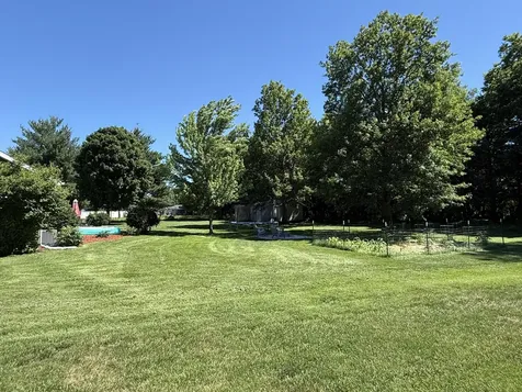 310 Summerset Lane Fruitland IA 52749