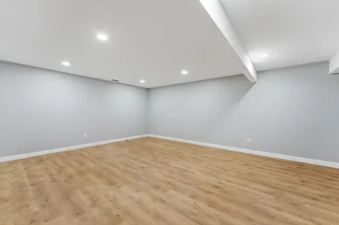 608 Aspen Muscatine IA 52761