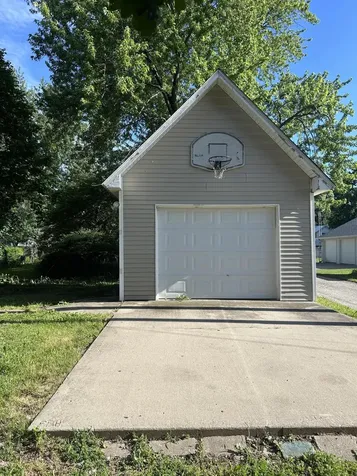 207 Jayne Street Lone Tree IA 52755