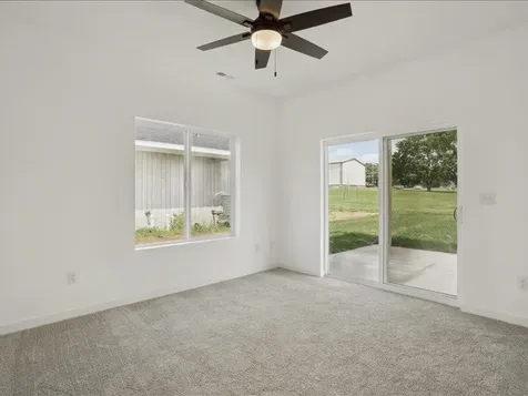 1502 Duncan Drive Muscatine IA 52761