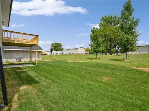 1502 Duncan Drive Muscatine IA 52761