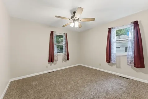 609 Townsend Wapello IA 52653