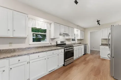 609 Townsend Wapello IA 52653