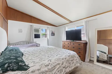 924 Fuller Street Muscatine IA 52761