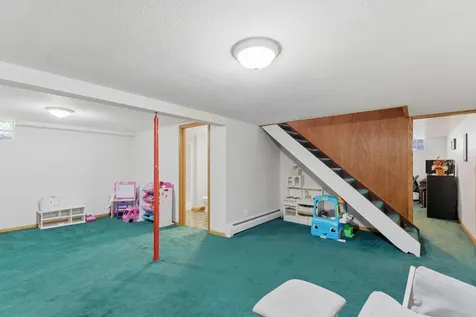 924 Fuller Street Muscatine IA 52761