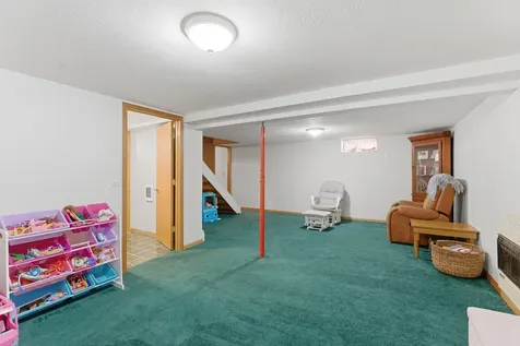 924 Fuller Street Muscatine IA 52761