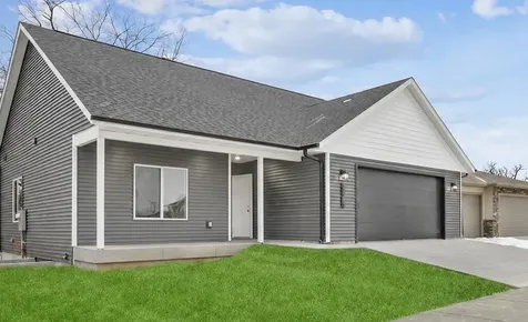 3112 Linden Lane Muscatine IA 52761